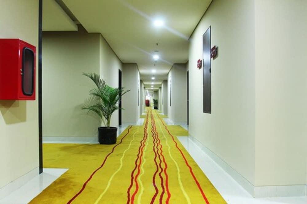 Merapi Merbabu Hotels Μπεκάσι Εξωτερικό φωτογραφία