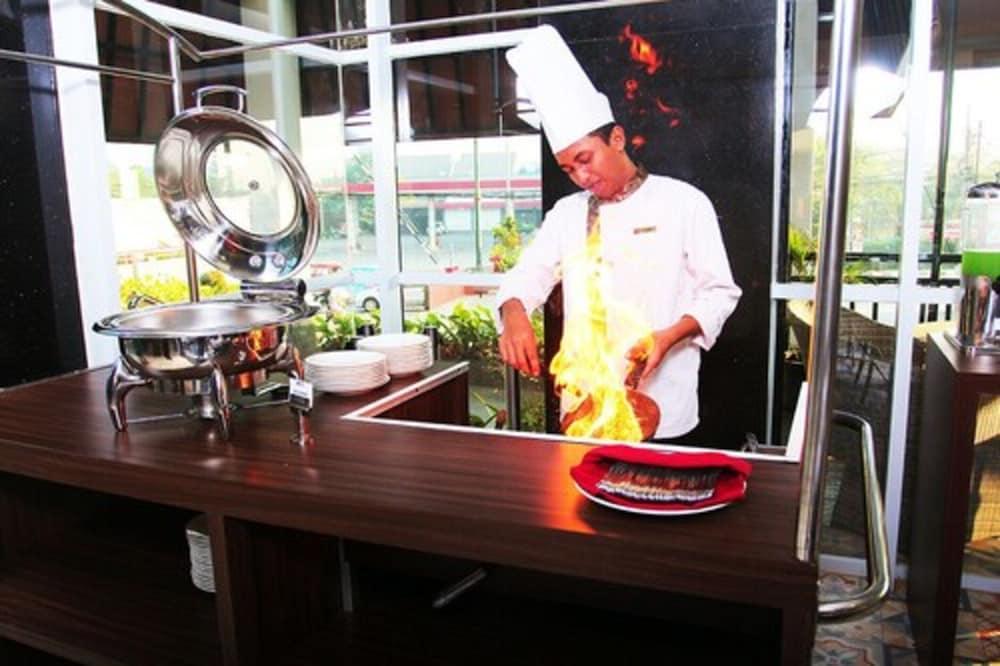 Merapi Merbabu Hotels Μπεκάσι Εξωτερικό φωτογραφία