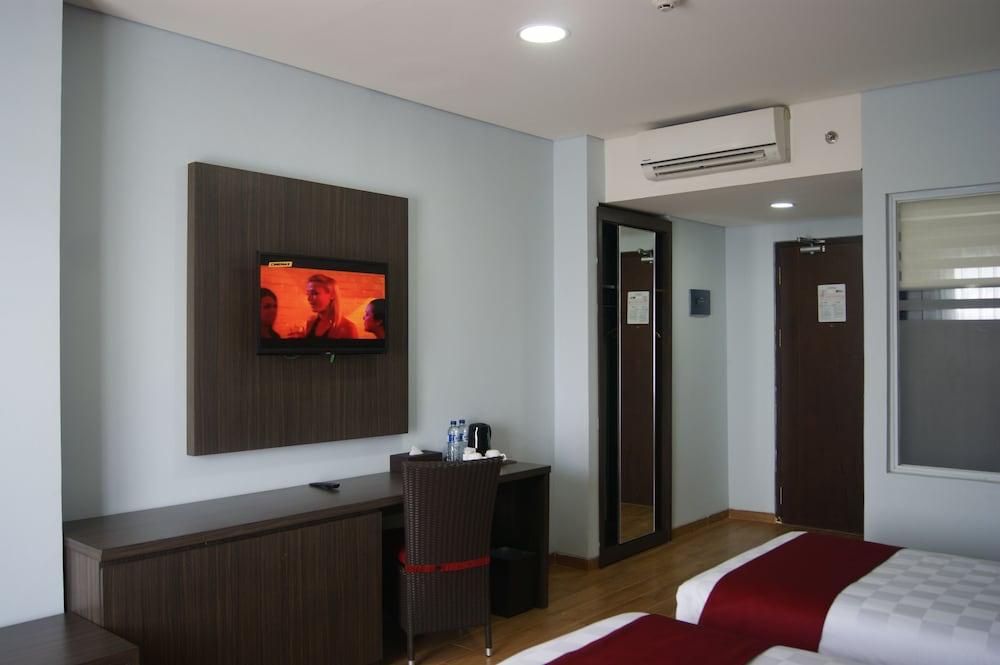 Merapi Merbabu Hotels Μπεκάσι Εξωτερικό φωτογραφία