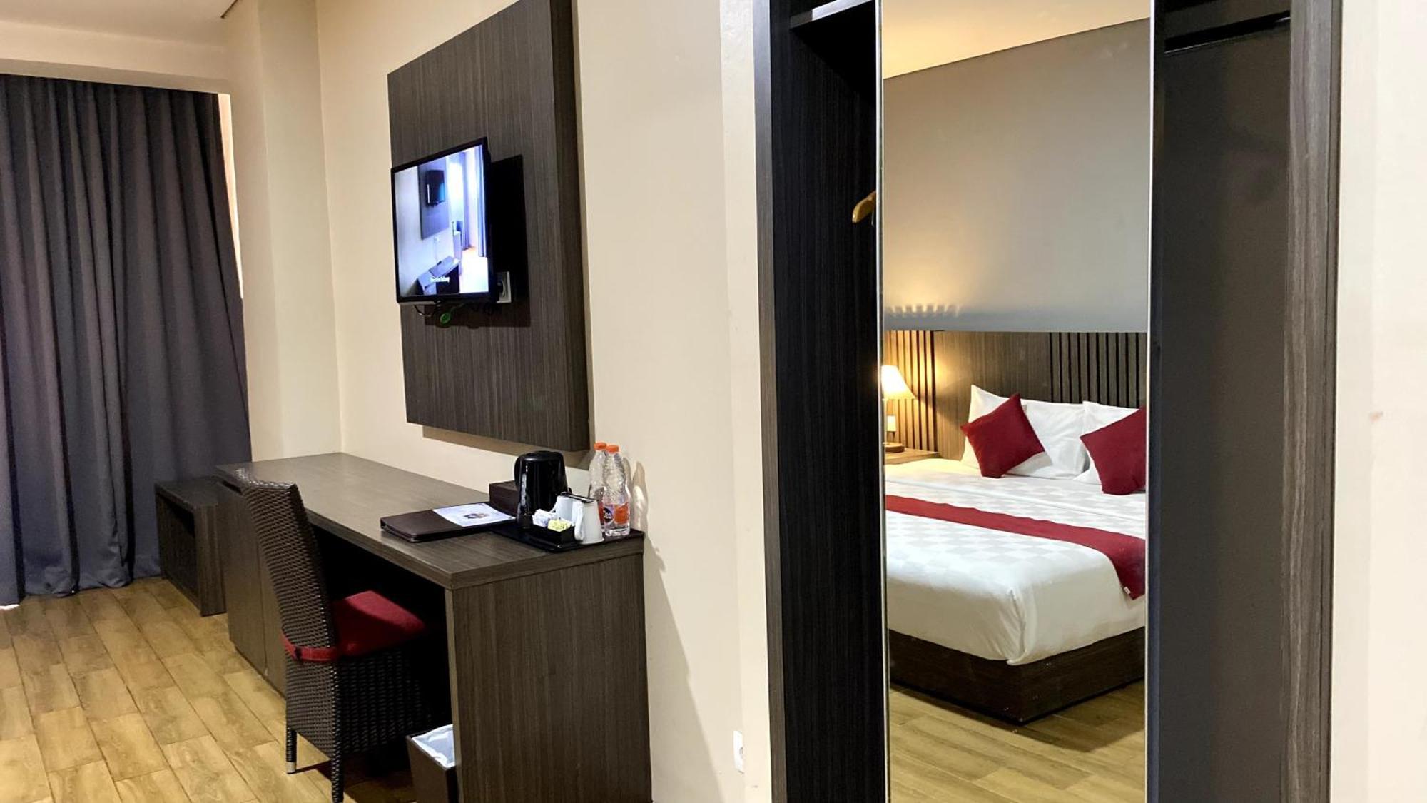Merapi Merbabu Hotels Μπεκάσι Εξωτερικό φωτογραφία
