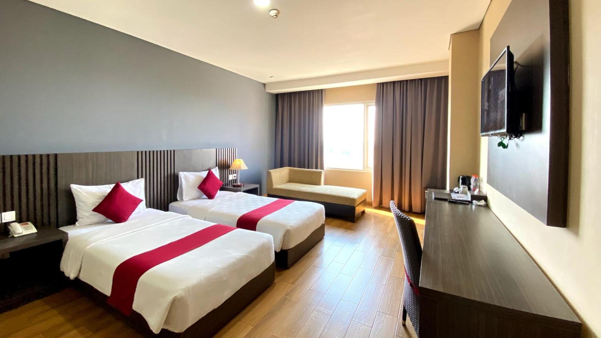 Merapi Merbabu Hotels Μπεκάσι Εξωτερικό φωτογραφία