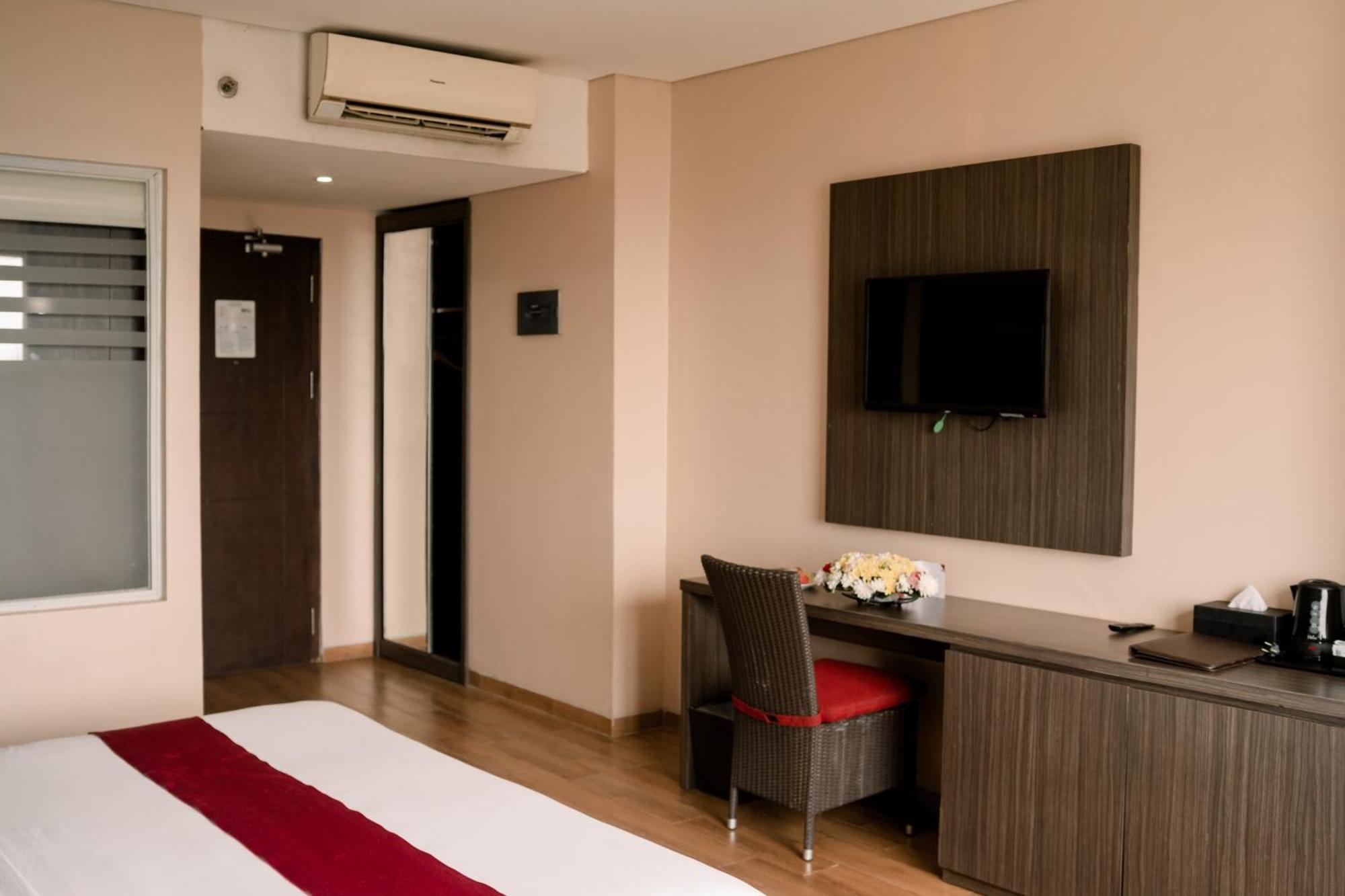 Merapi Merbabu Hotels Μπεκάσι Εξωτερικό φωτογραφία